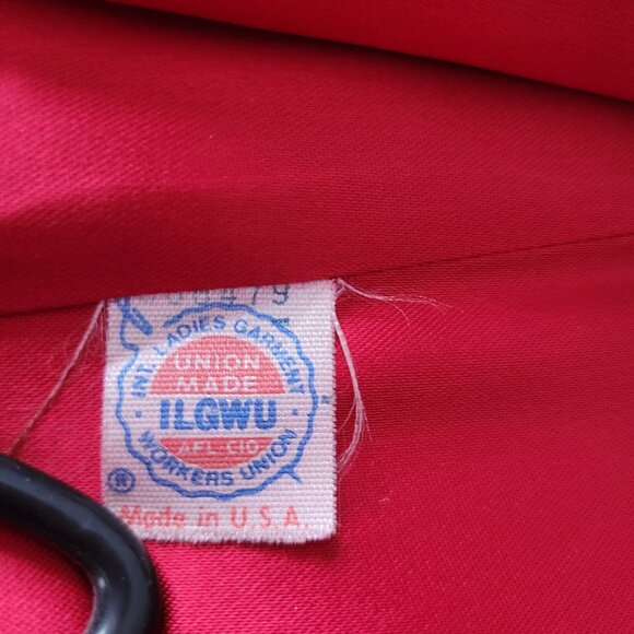 Vintage Bromleigh 100% Wool Red w/ red lining Union Made USA Women’s M Long Coat - Picture 6 of 8